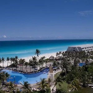 Oasis Lite Cancun