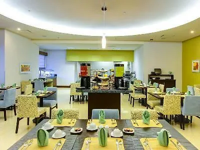Hilton Garden Inn Queretaro 3*,
